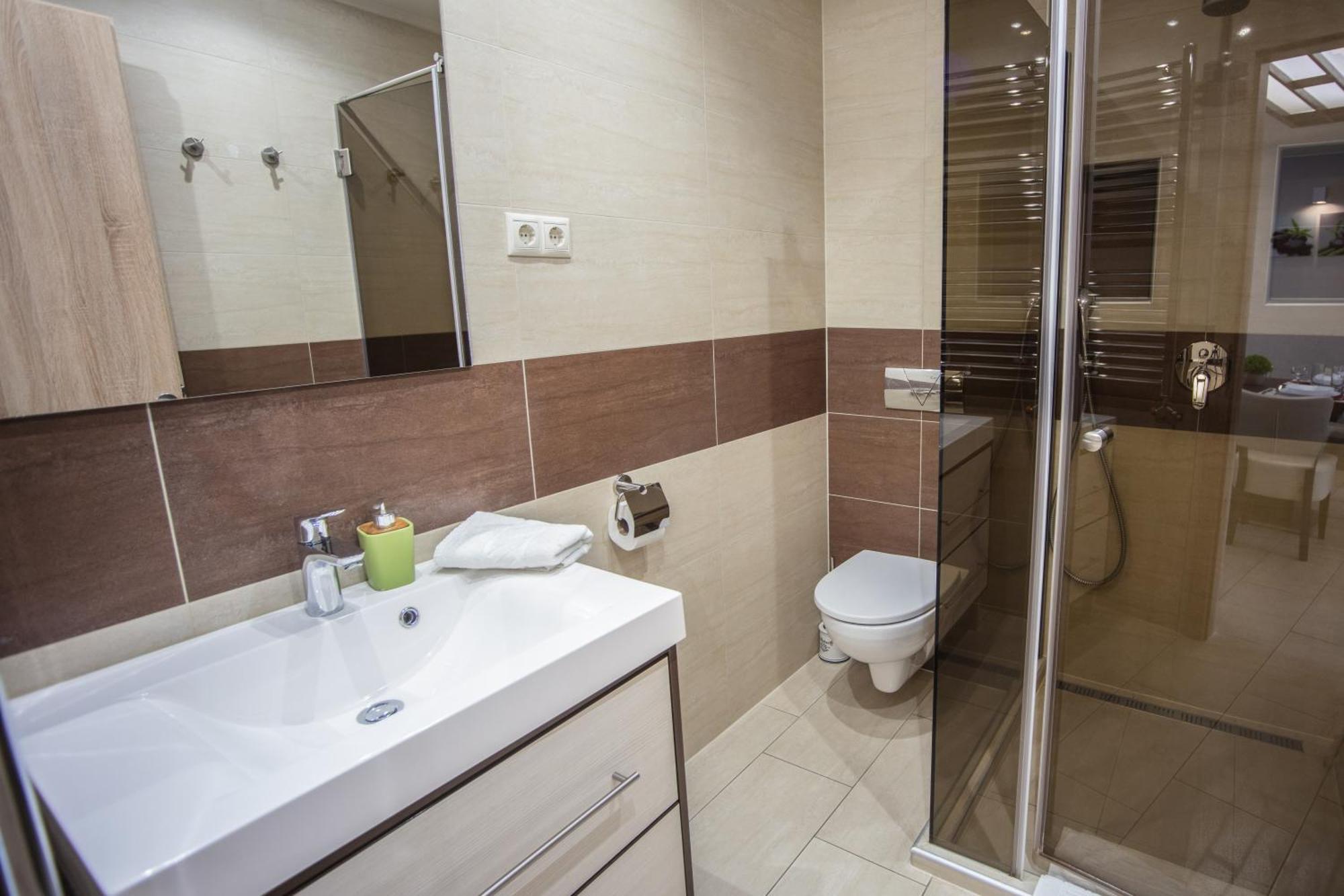 Nemeth Apartmanok Sárvár المظهر الخارجي الصورة