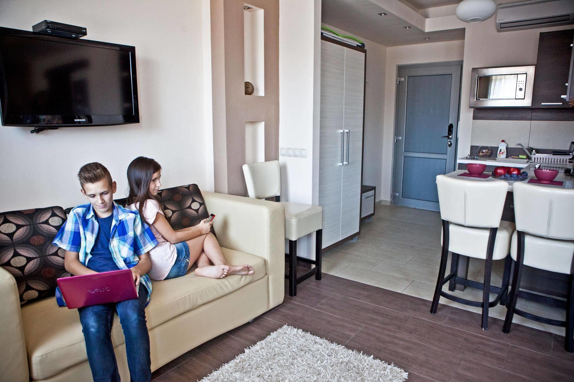 Nemeth Apartmanok Sárvár المظهر الخارجي الصورة